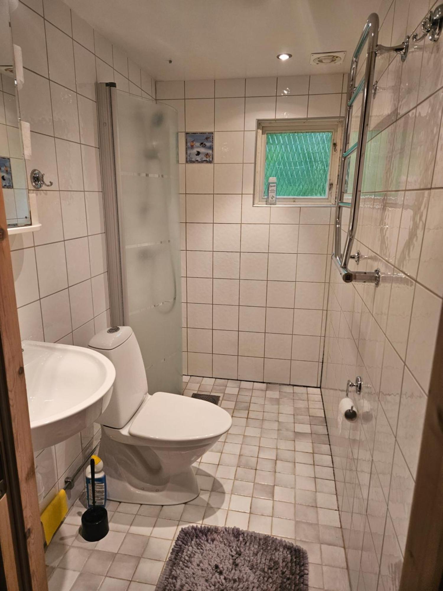 Stuga I Naturskoent Omrade I Hoeoer Extérieur photo